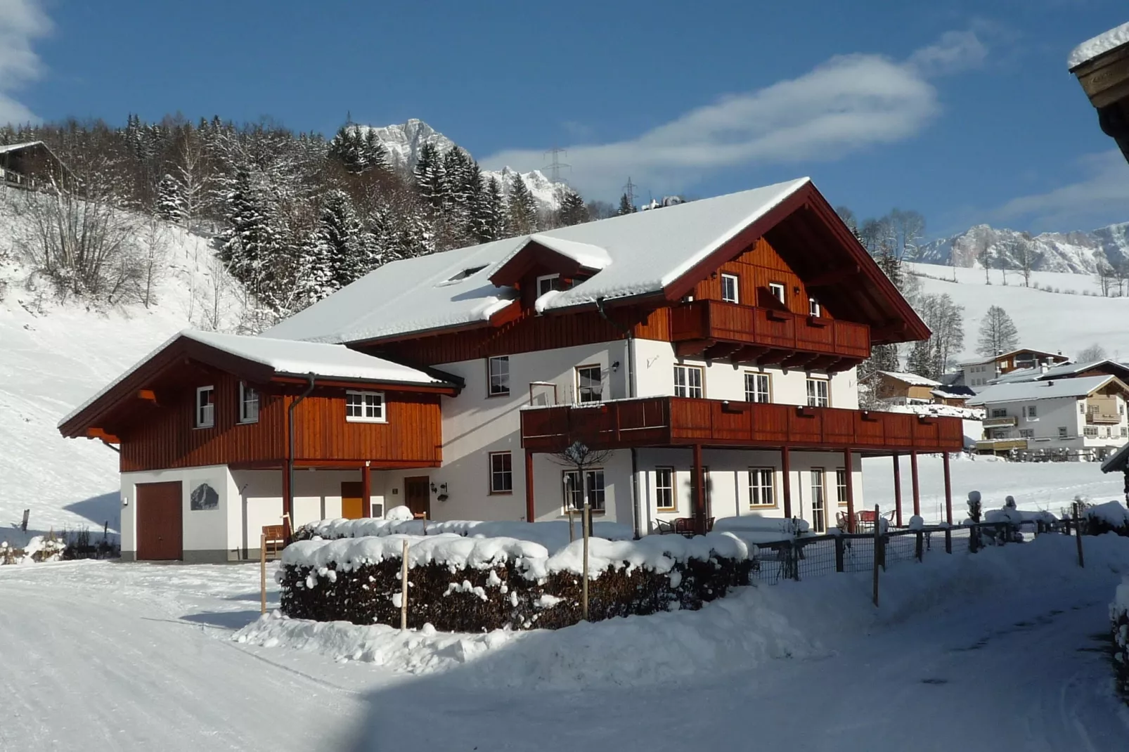 Ruim appartement in Maria Alm nabij een golfbaan-Exterieur winter
