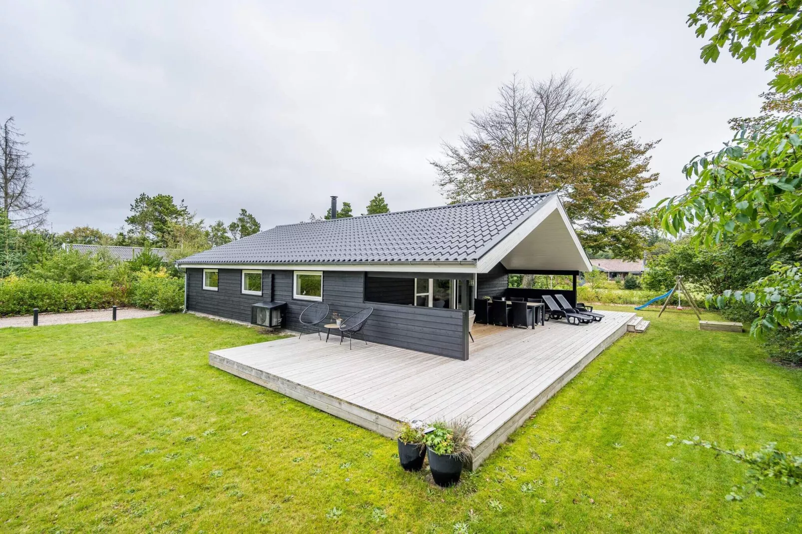 6 persoons vakantie huis op een vakantie park in Henne-Buitenlucht