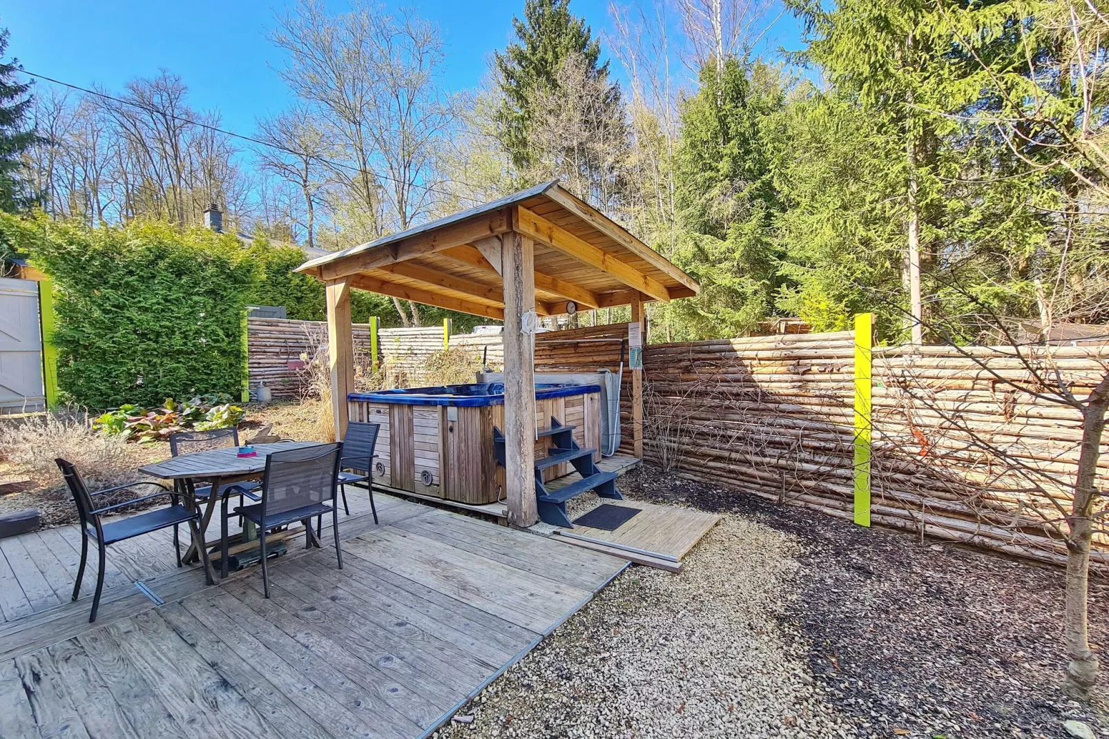 CHALET CATO-Tuinen zomer