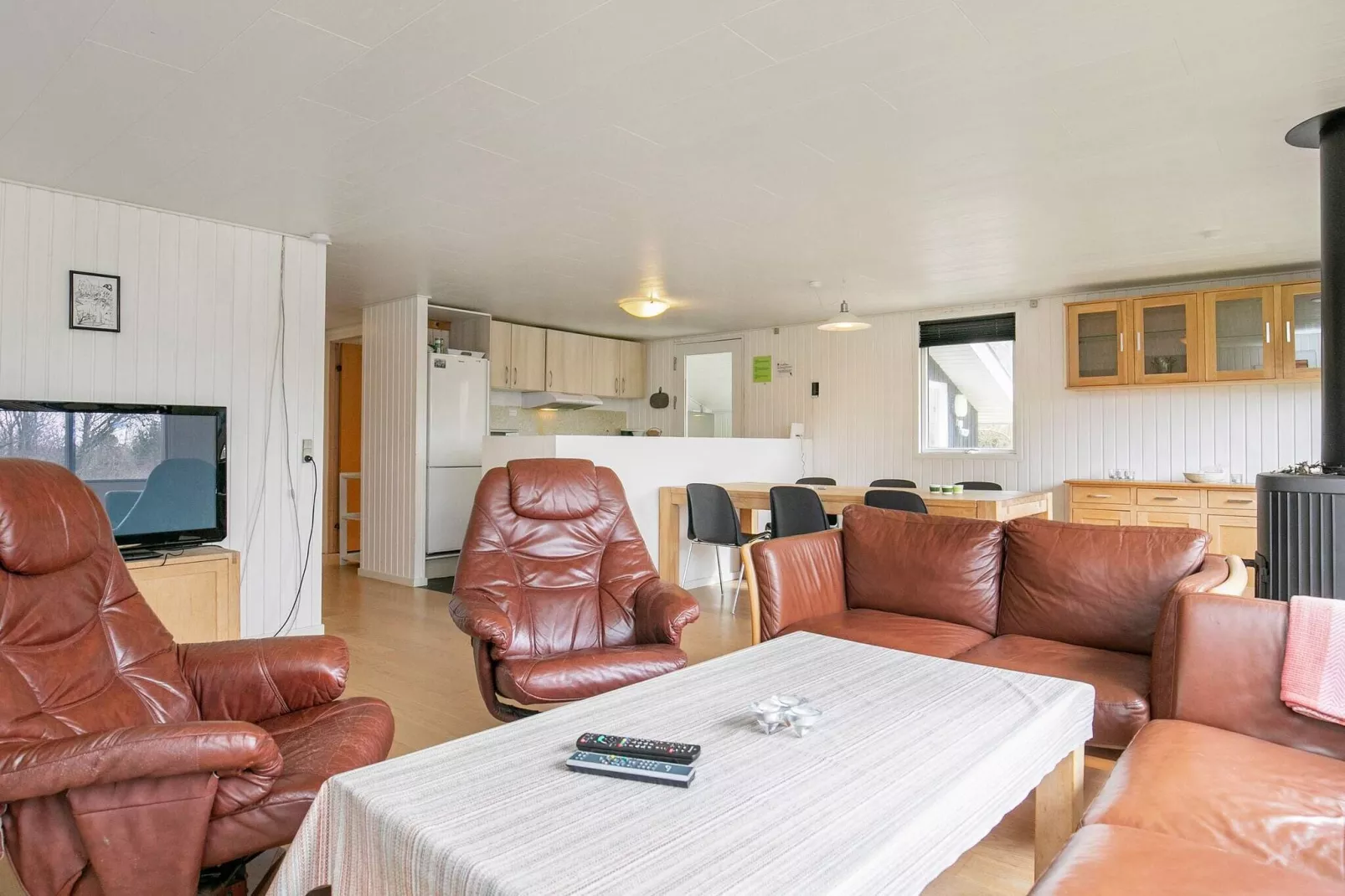 Moderne vakantiewoning in Vestervig met binnenzwembad-Binnen