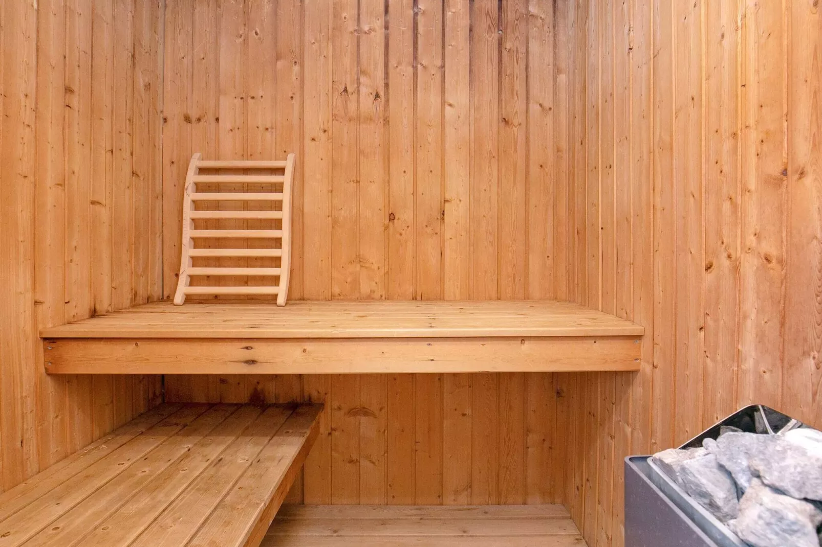 Moderne vakantiewoning in Vestervig met binnenzwembad-Sauna
