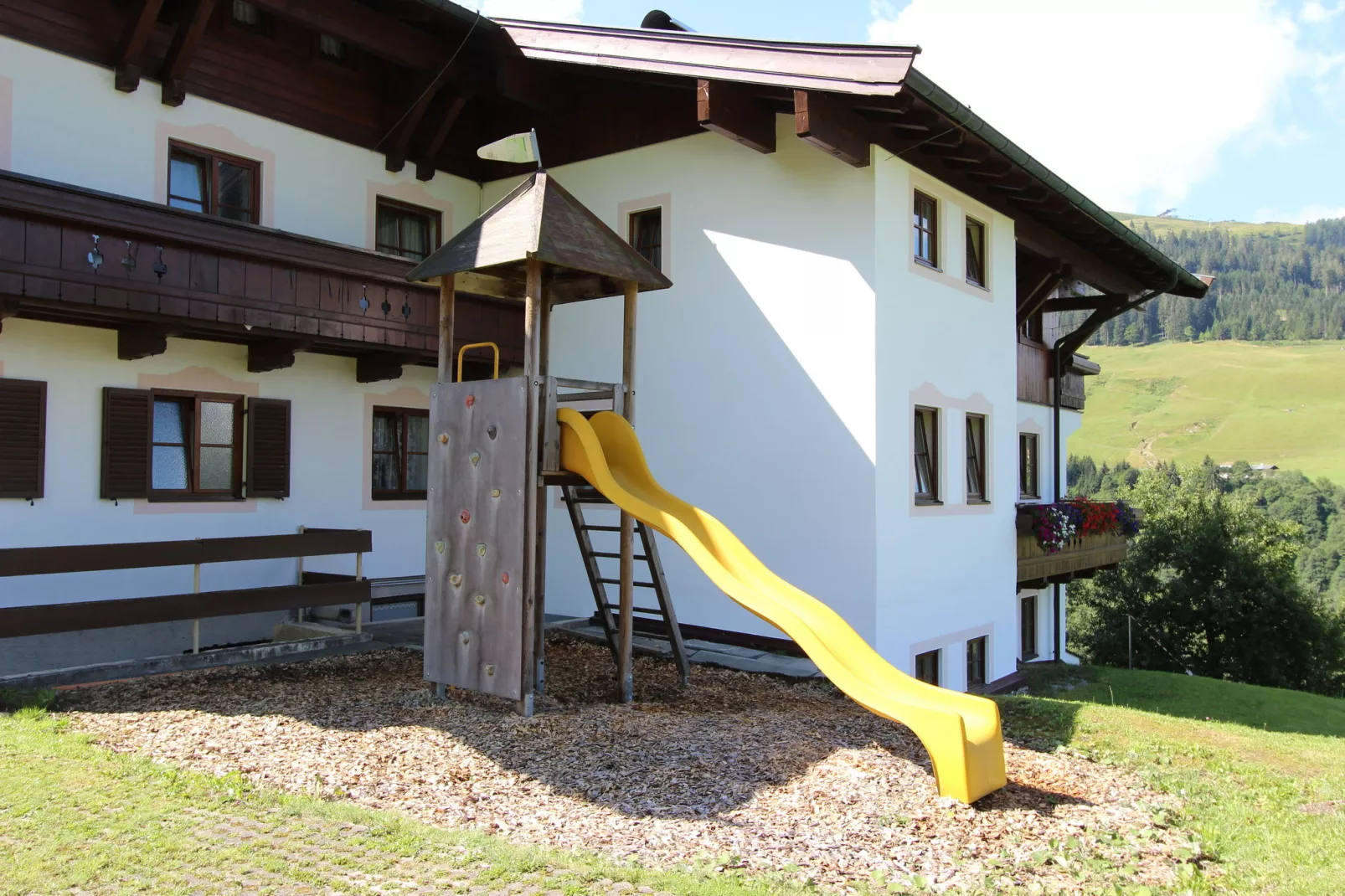 Reiter 10-Faciliteiten