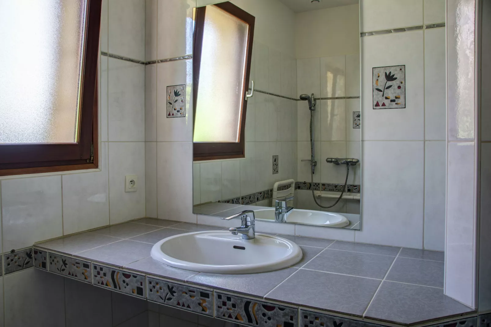 Maison 6 pers piscine partagée-Badkamer