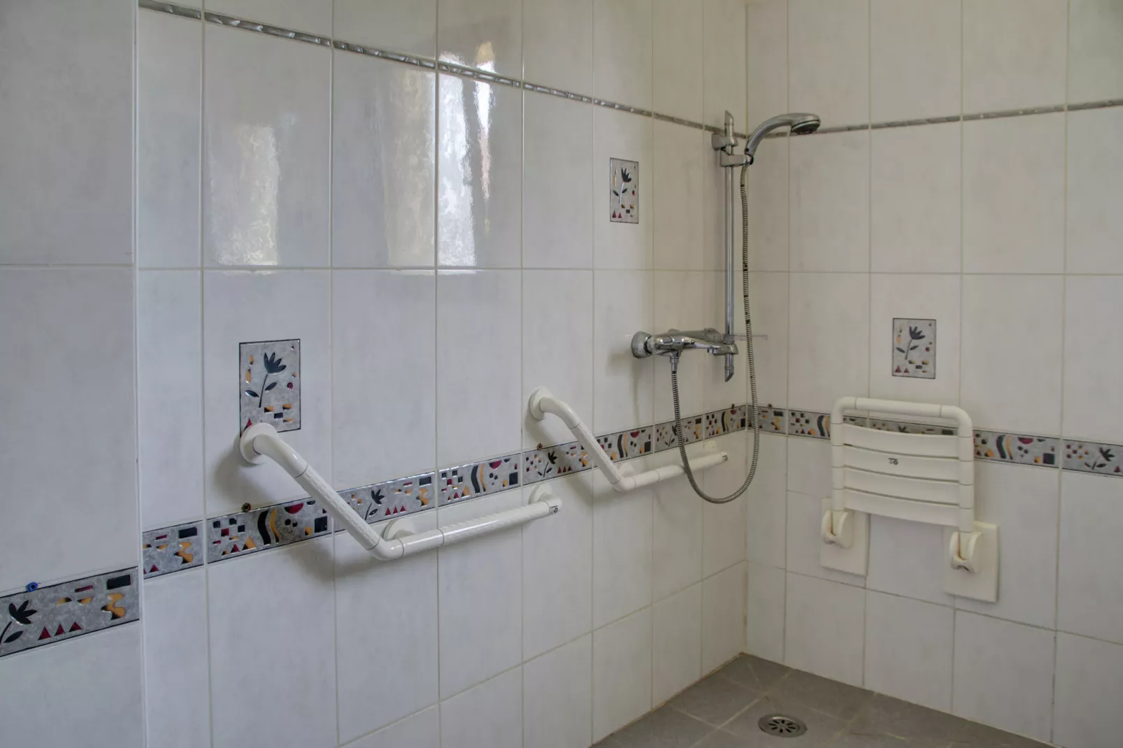 Maison 6 pers piscine partagée-Badkamer