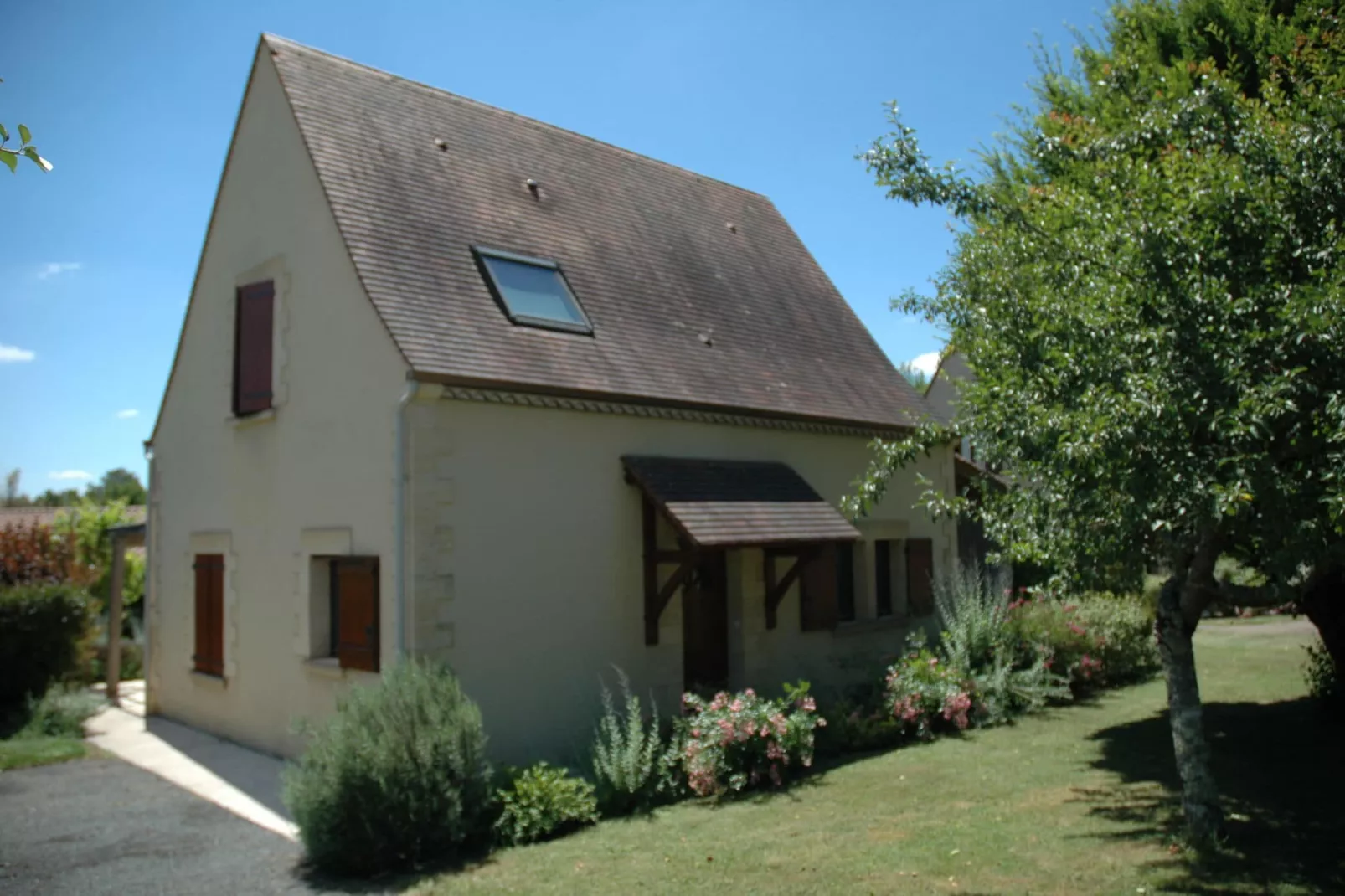 Maison 6 pers Rose-Buitenkant zomer