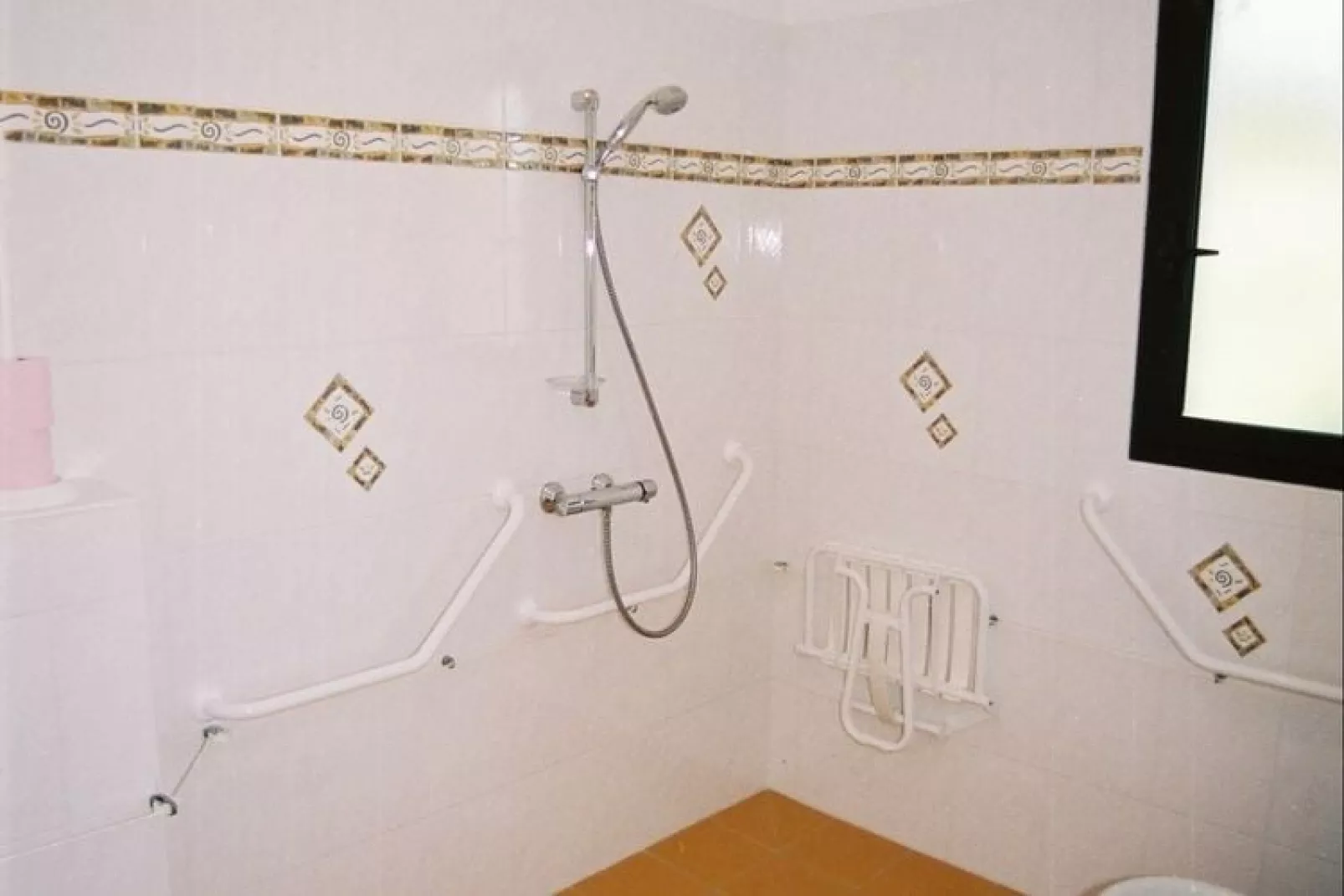 Maison 6 pers Rose-Badkamer