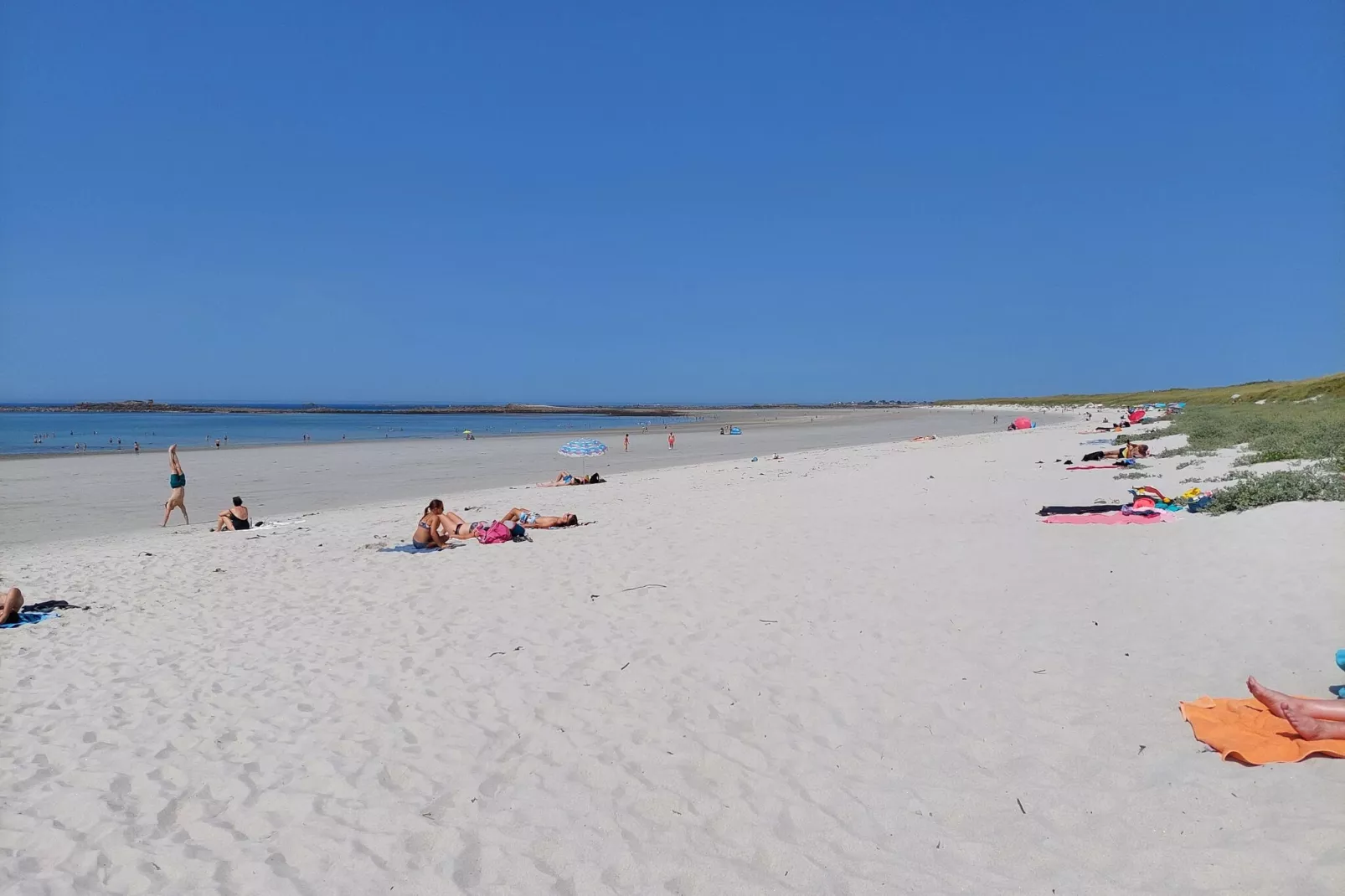 Komfortables Ferienhaus in Strandnähe Guissény-Gebieden zomer 1km