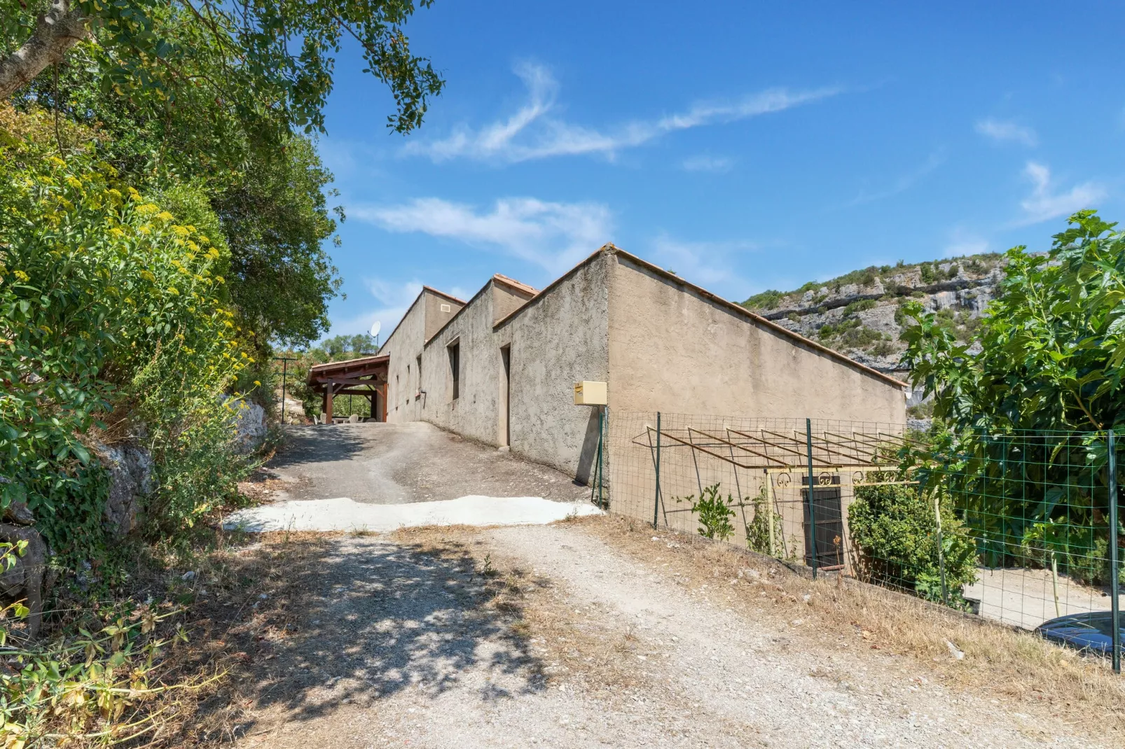 Villa Les Gorges-Buitenkant zomer