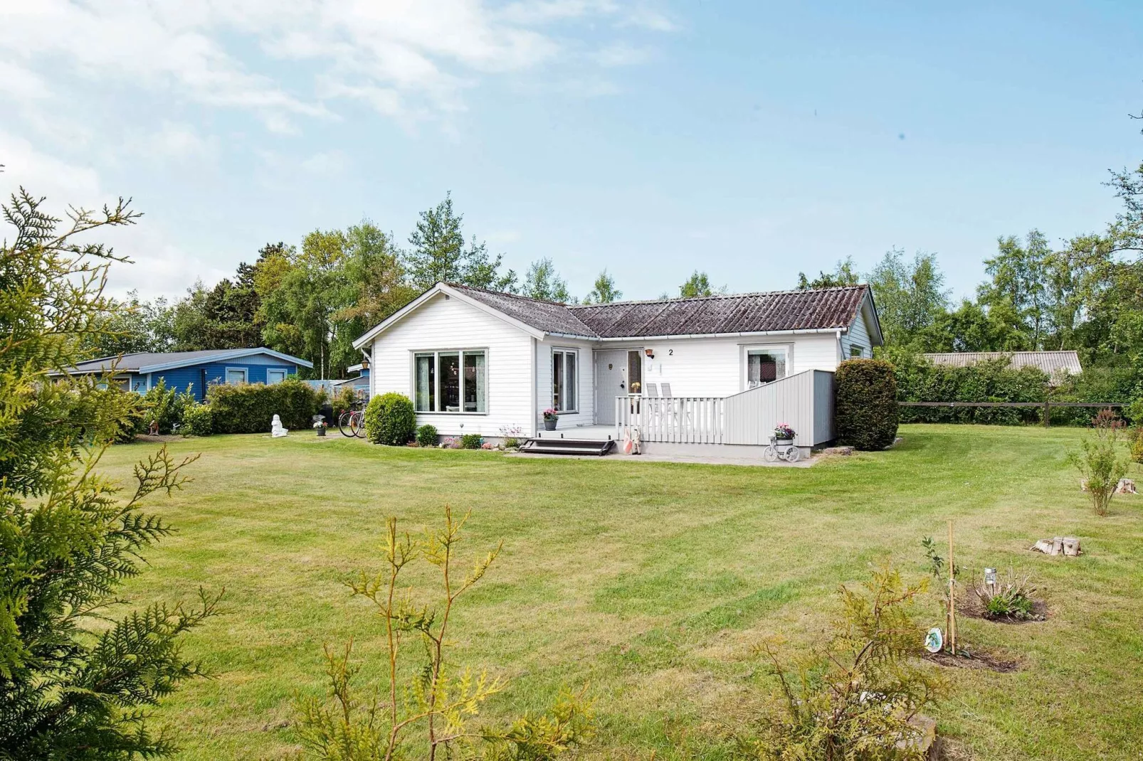 Charmant vakantiehuis in Stege met barbecue-Buiten