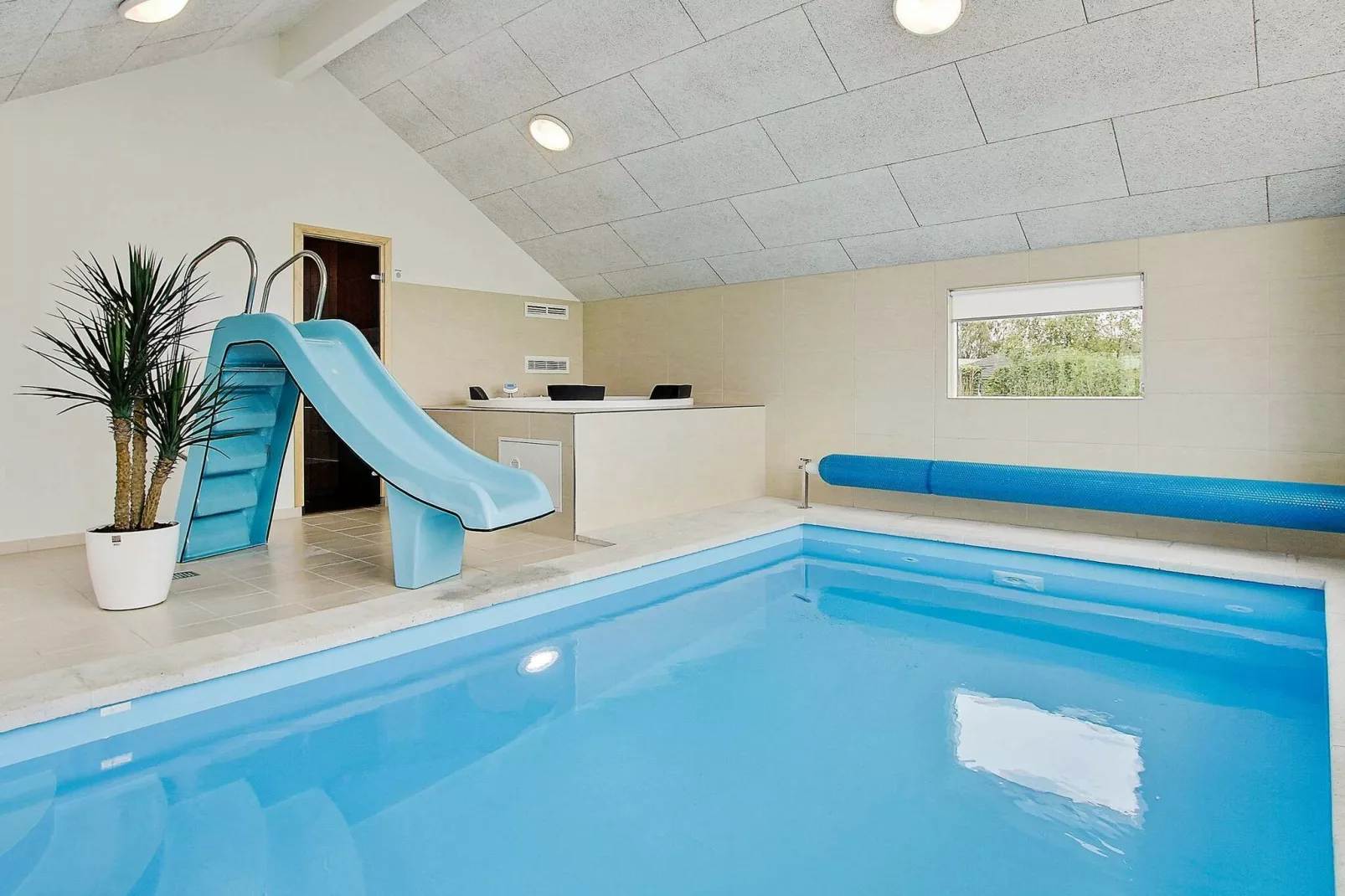 14 persoons vakantie huis in Faaborg-Zwembad