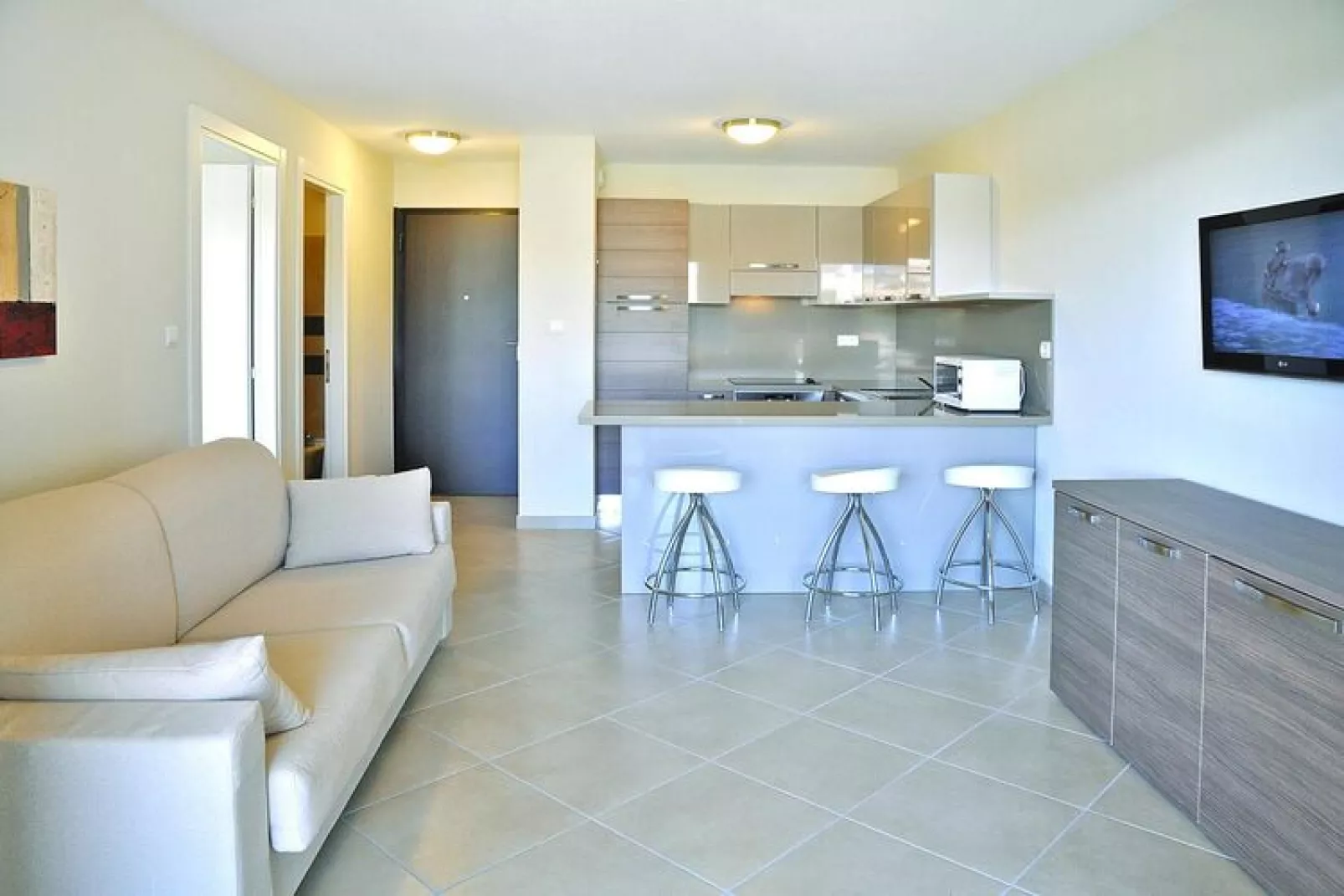 Residence Salina Bay Porto-Vecchio // F3 luxe - 6 pers - côté jardin-Woonkamer