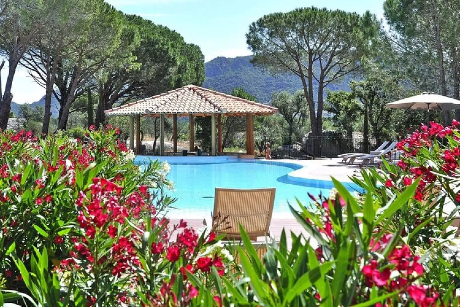 Residence Salina Bay Porto-Vecchio // F3 luxe - 6 pers - côté jardin-Zwembad