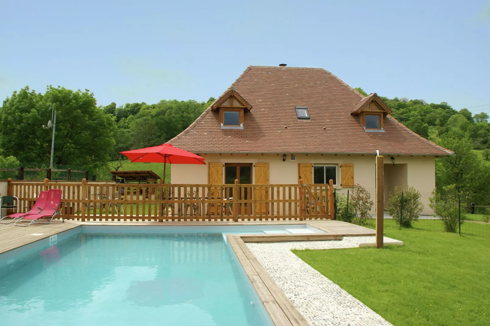 Maison avec piscine chauffée-Zwembad