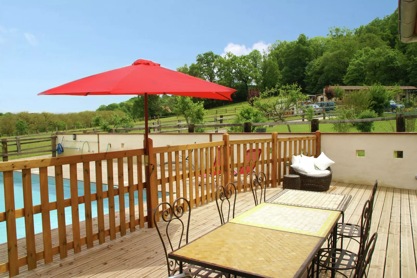 Maison avec piscine chauffée-Terrasbalkon