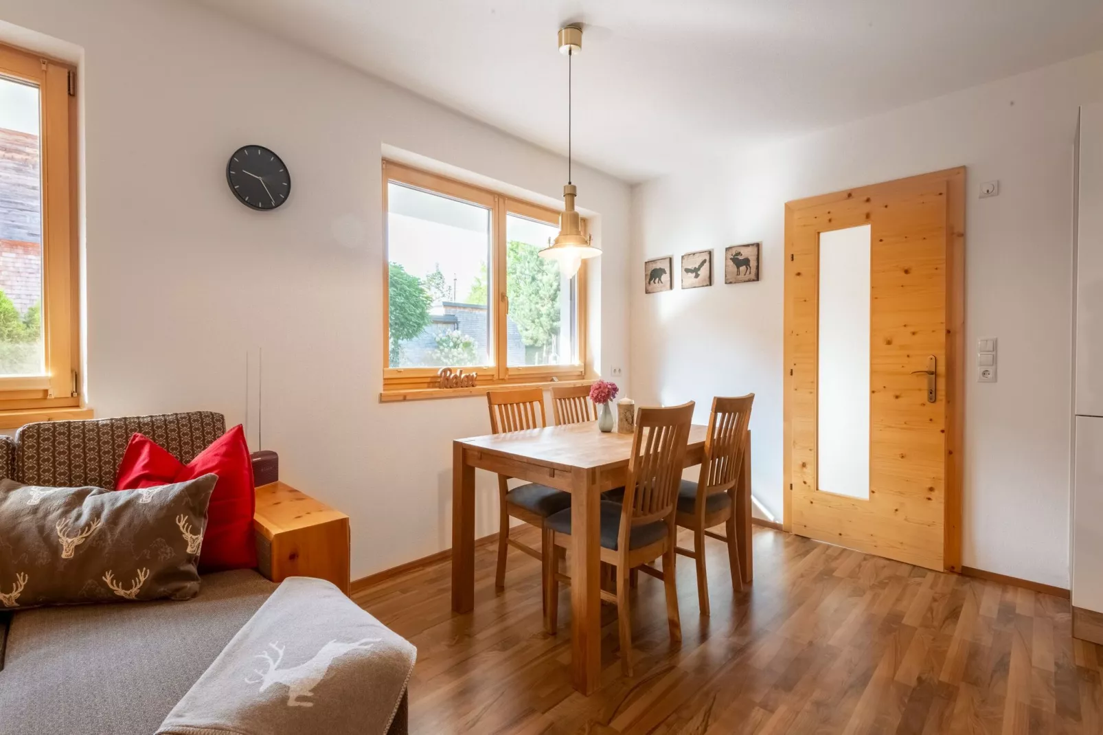 Haus Dengg-Eetkamer