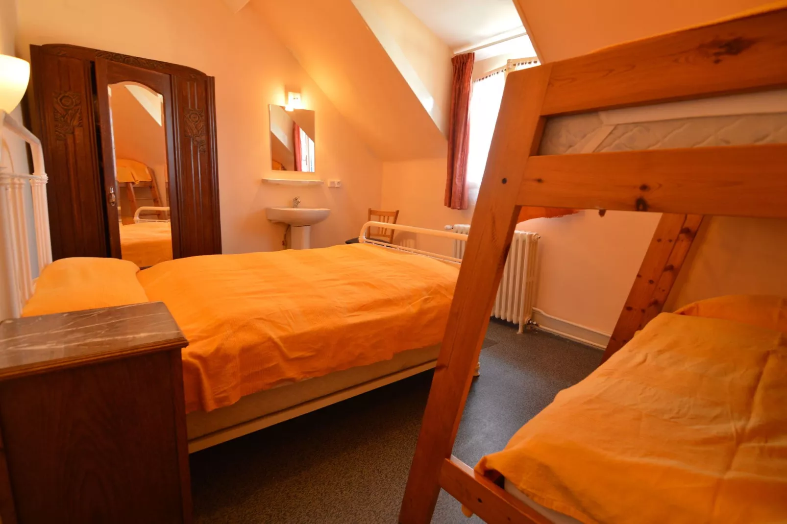 Gîte St Honoré les Bains-Slaapkamer