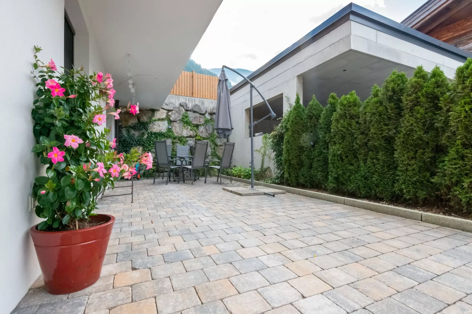 Haus Dengg-Terrasbalkon
