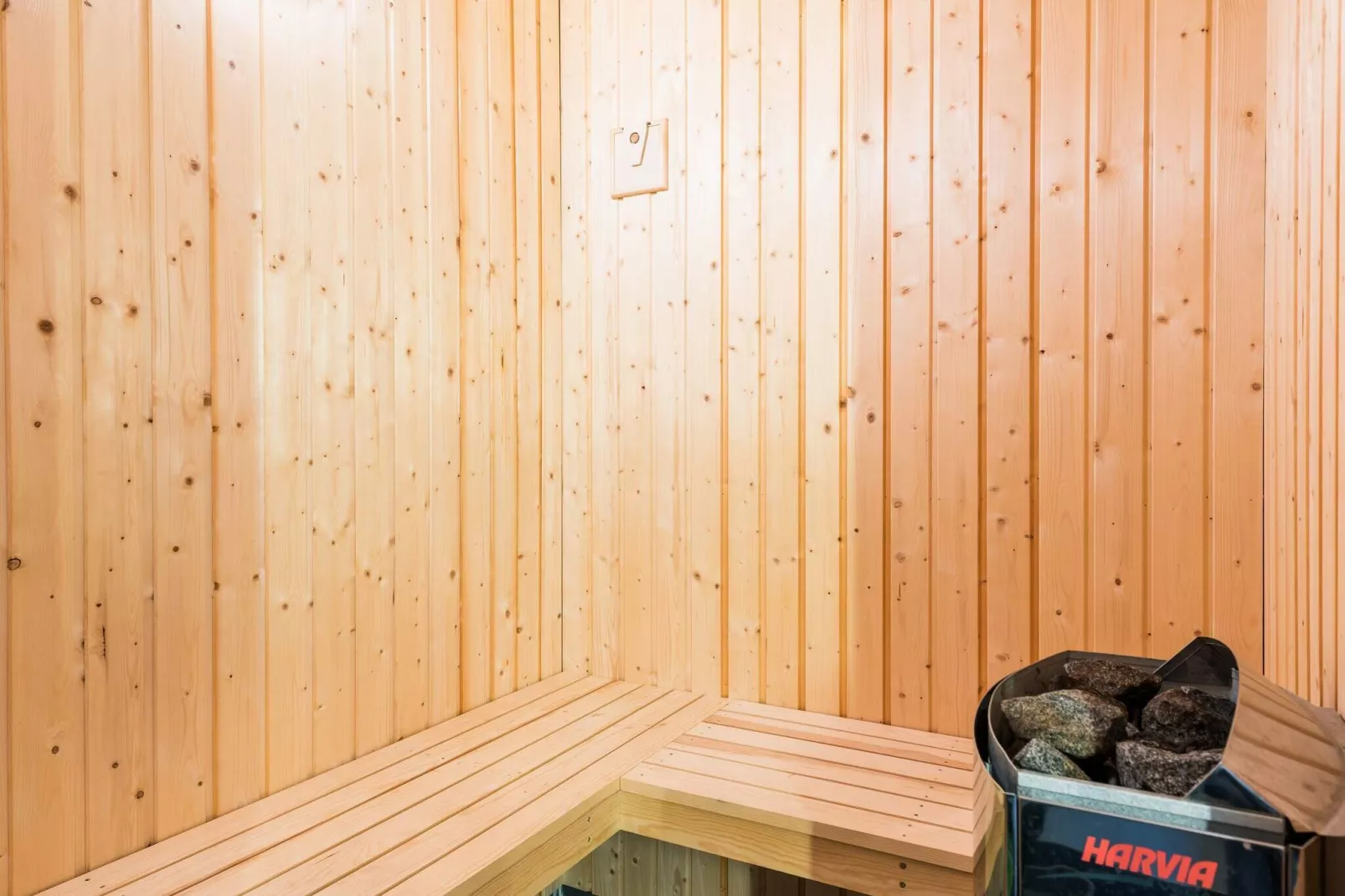 8 persoons vakantie huis op een vakantie park in Nørre Nebel-Sauna