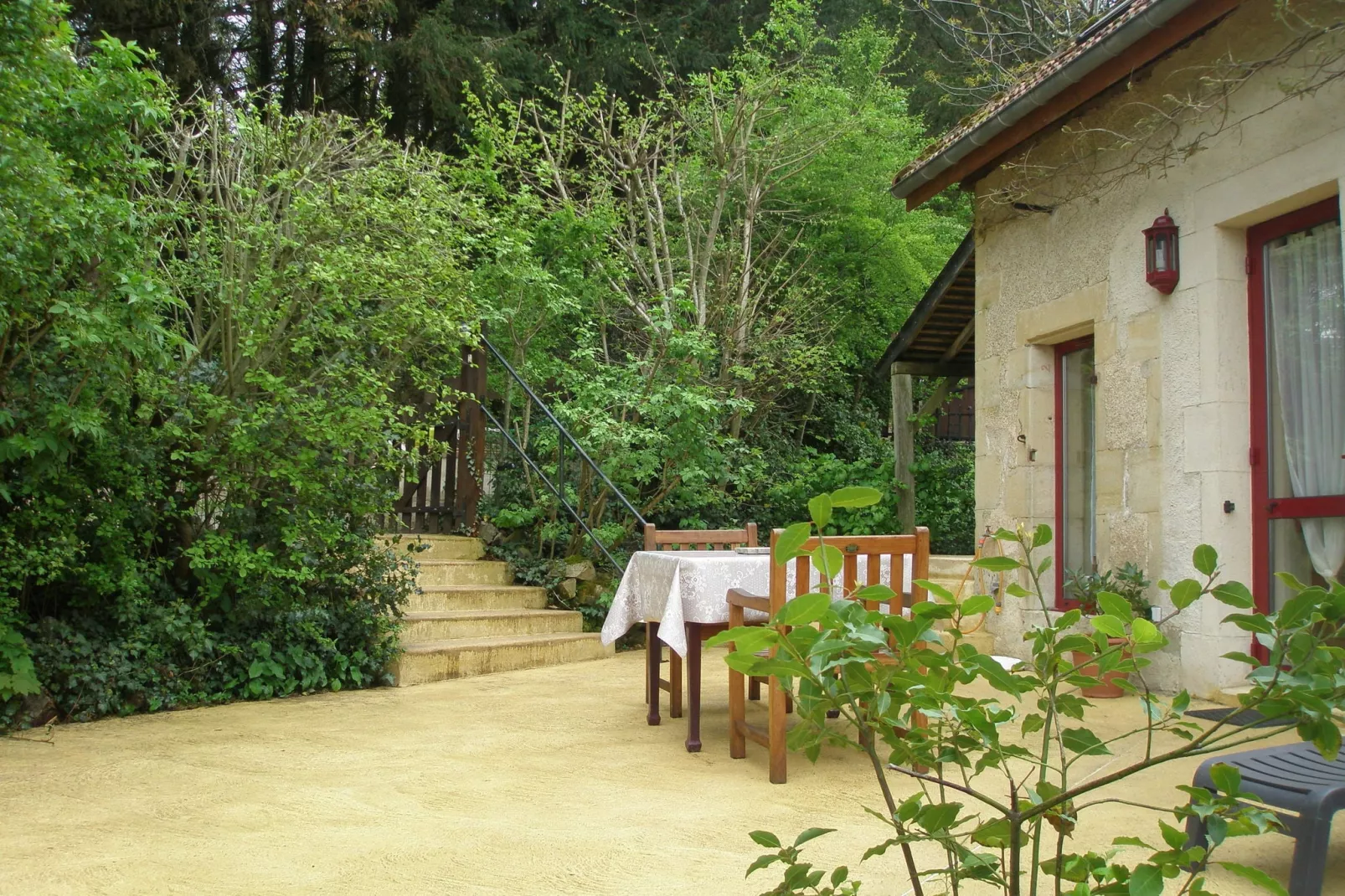 Laiterie du manoir de Thard-Tuinen zomer