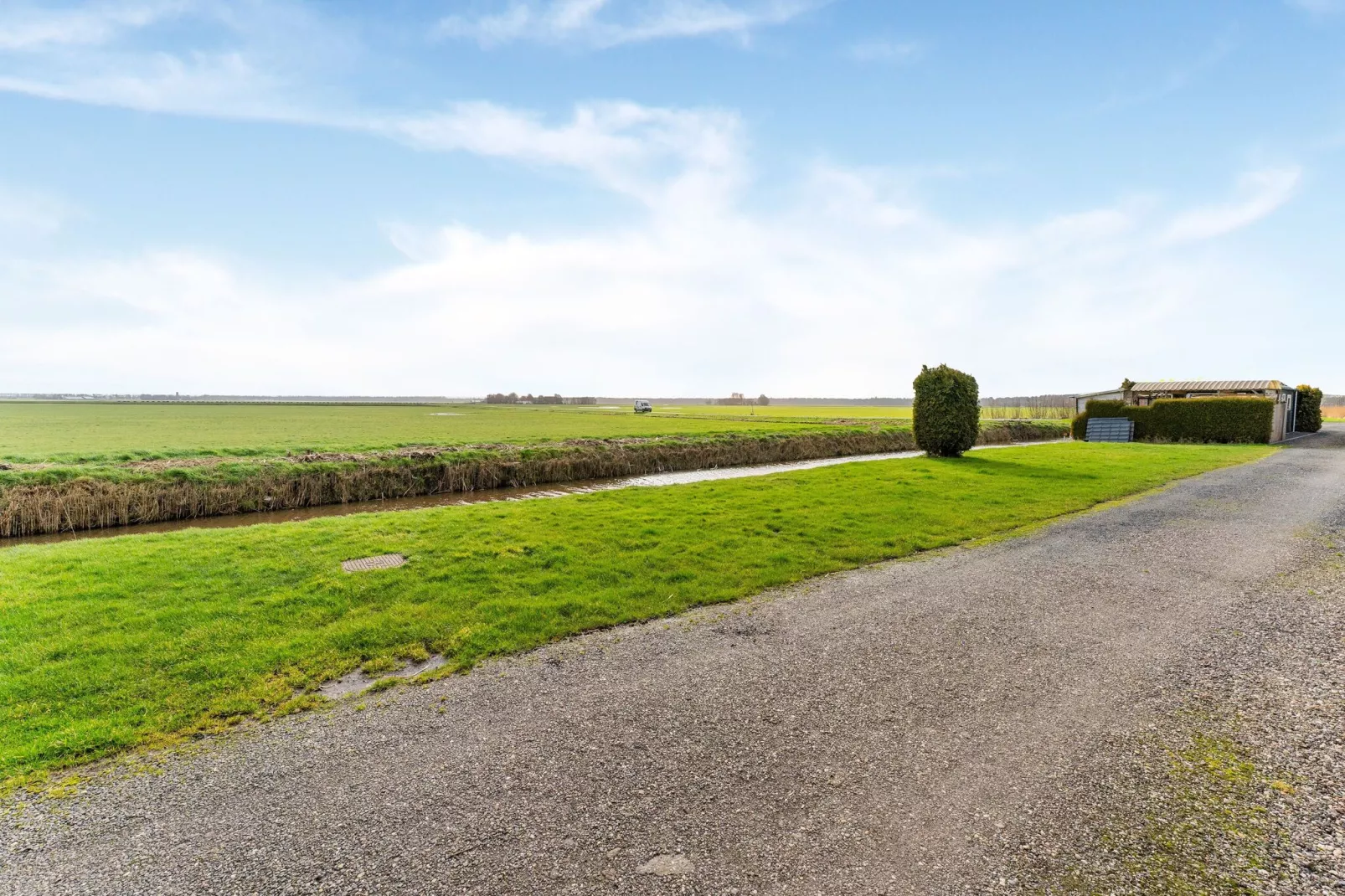 Luxe chalet 55 aan het water in Bantega met sloep 8 pax-Uitzicht zomer