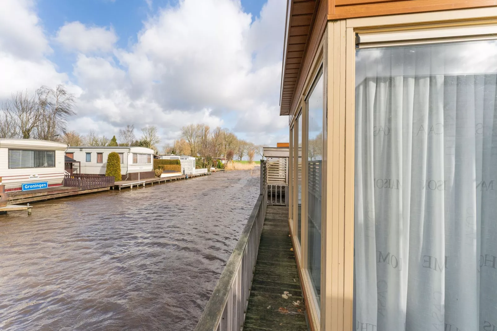 Luxe chalet 55 aan het water in Bantega met sloep 8 pax-Gebieden zomer 5km