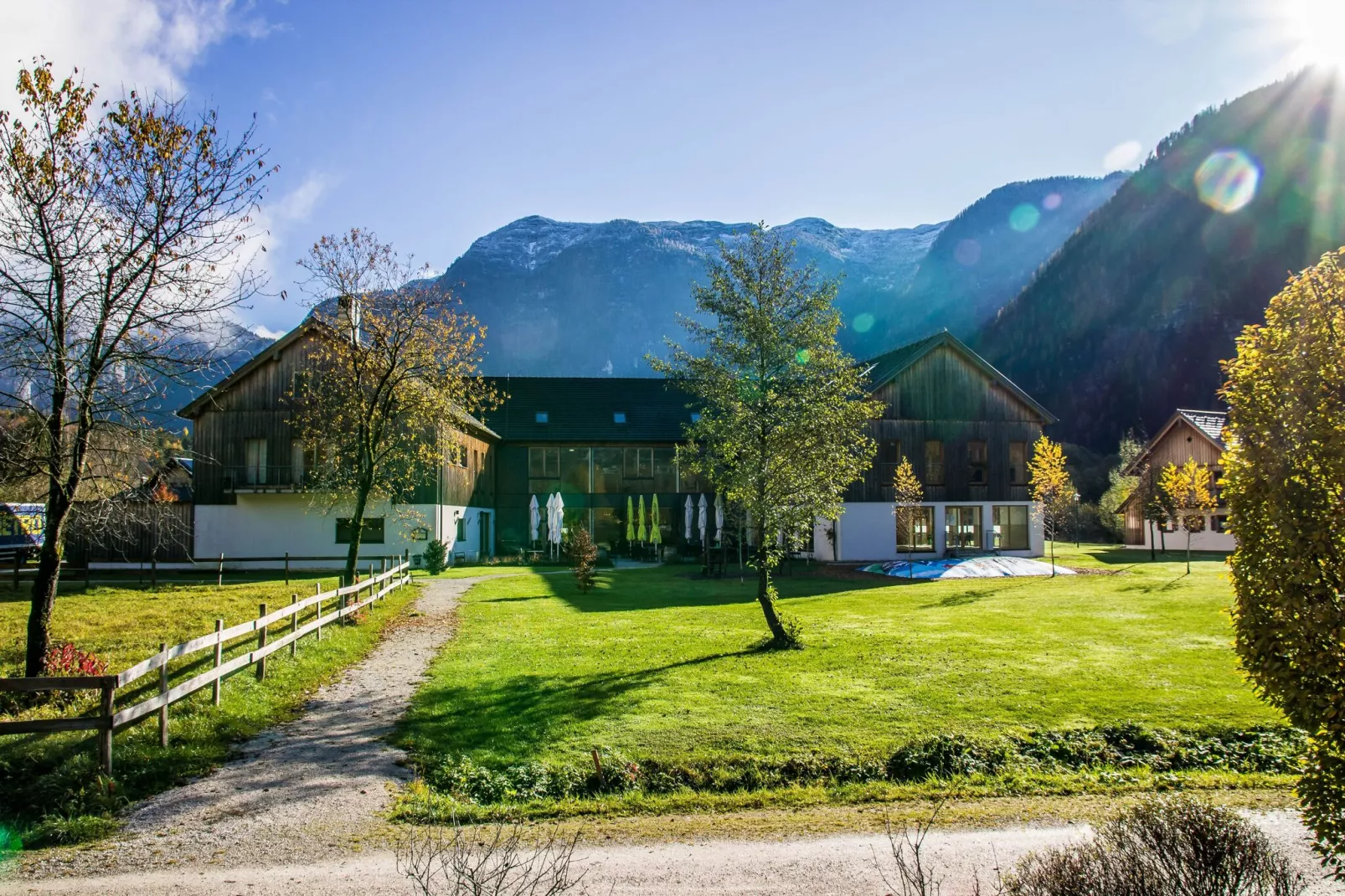 Ruim appartement in Obertraun met gedeeld zwembad-Gebieden zomer 1km