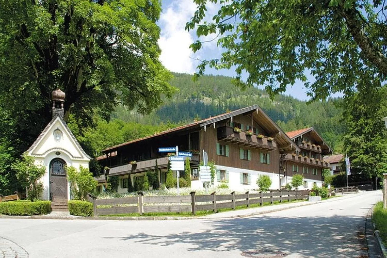 Holiday resort Haus Schönbrunn, Bayrischzell-2-Raum App., 1-2 Pers., 45 qm-Buitenkant zomer