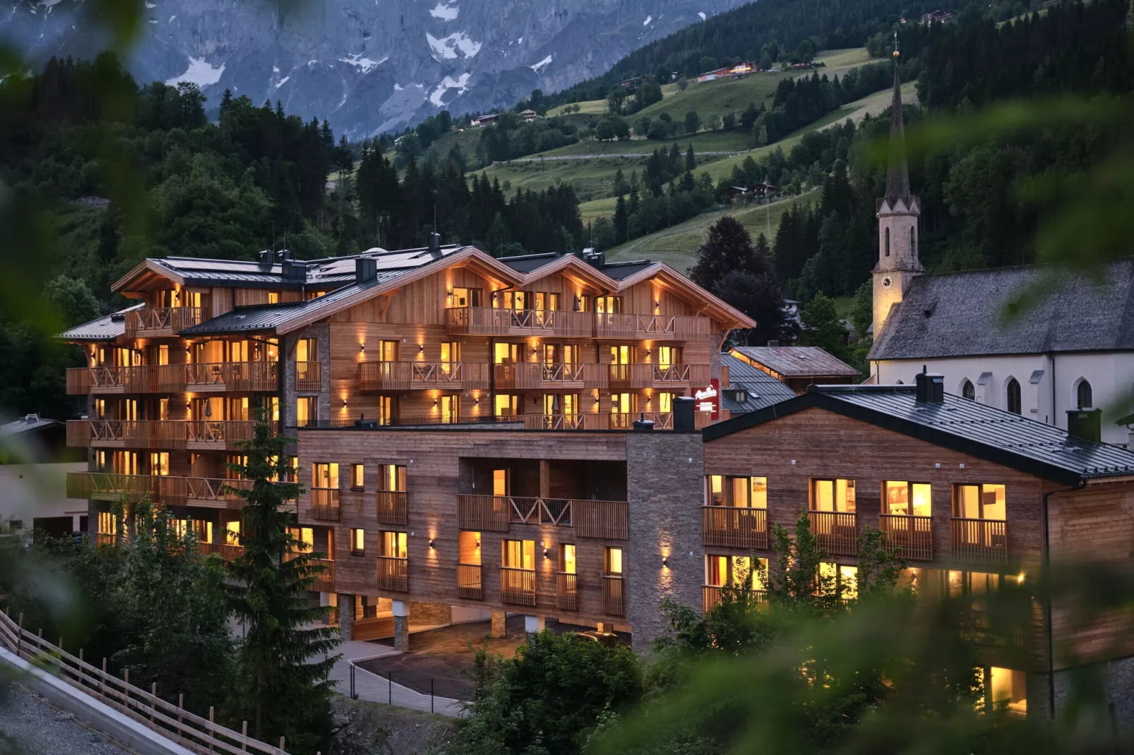 Penthouse Alpine Luxury-Buitenkant zomer