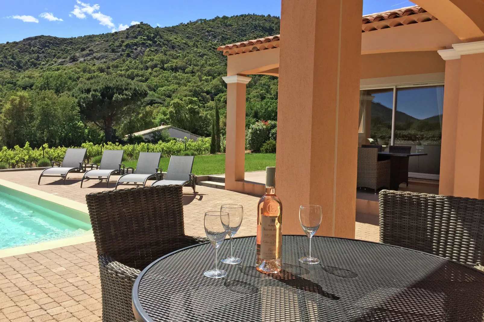 Villa d'Artagnan 6 personen-Terrasbalkon