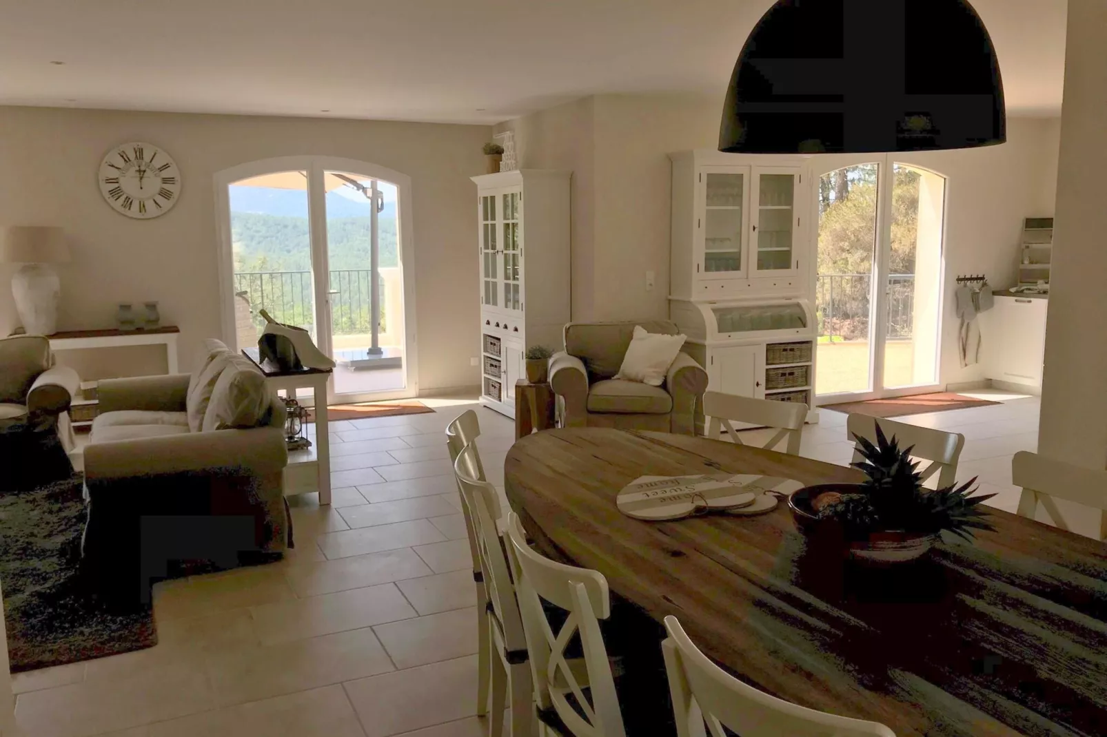 Villa Athos 14p-Eetkamer