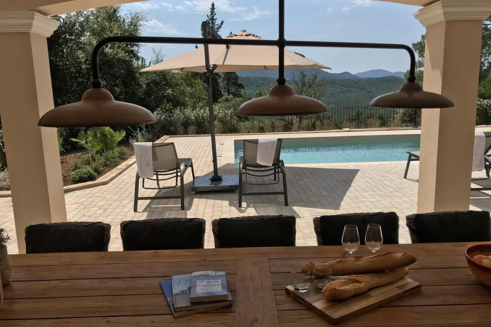 Villa Athos 14p-Terrasbalkon