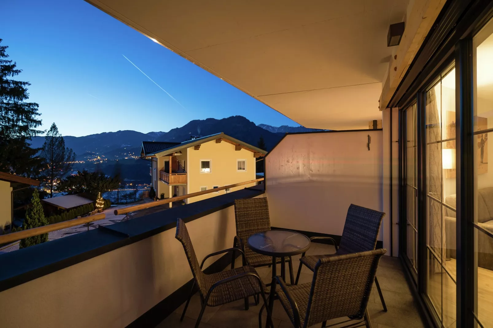 Apartment An der Piste 3/Alpendorf-Terrasbalkon