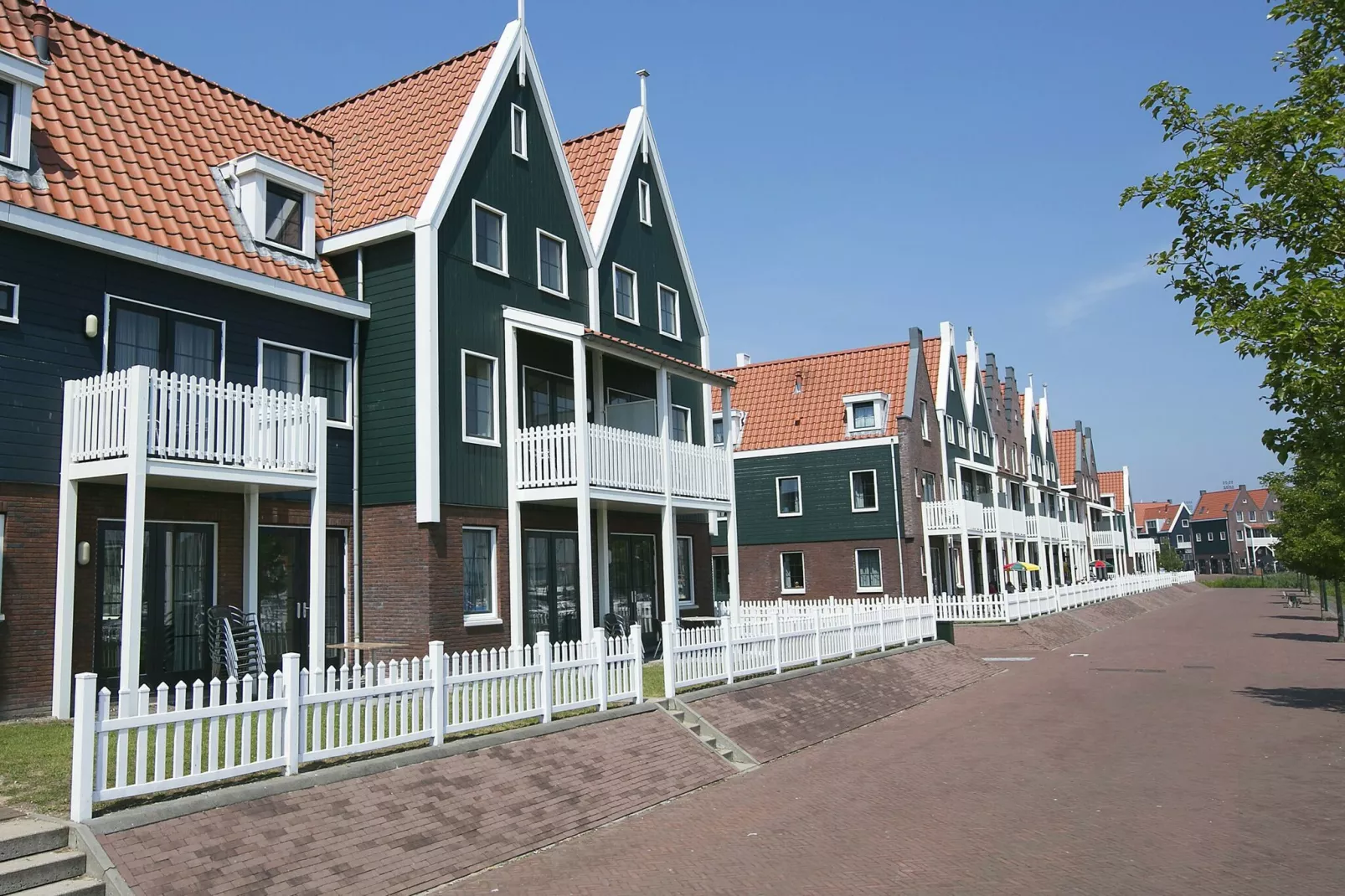 Marinapark Volendam 10-Buitenkant zomer