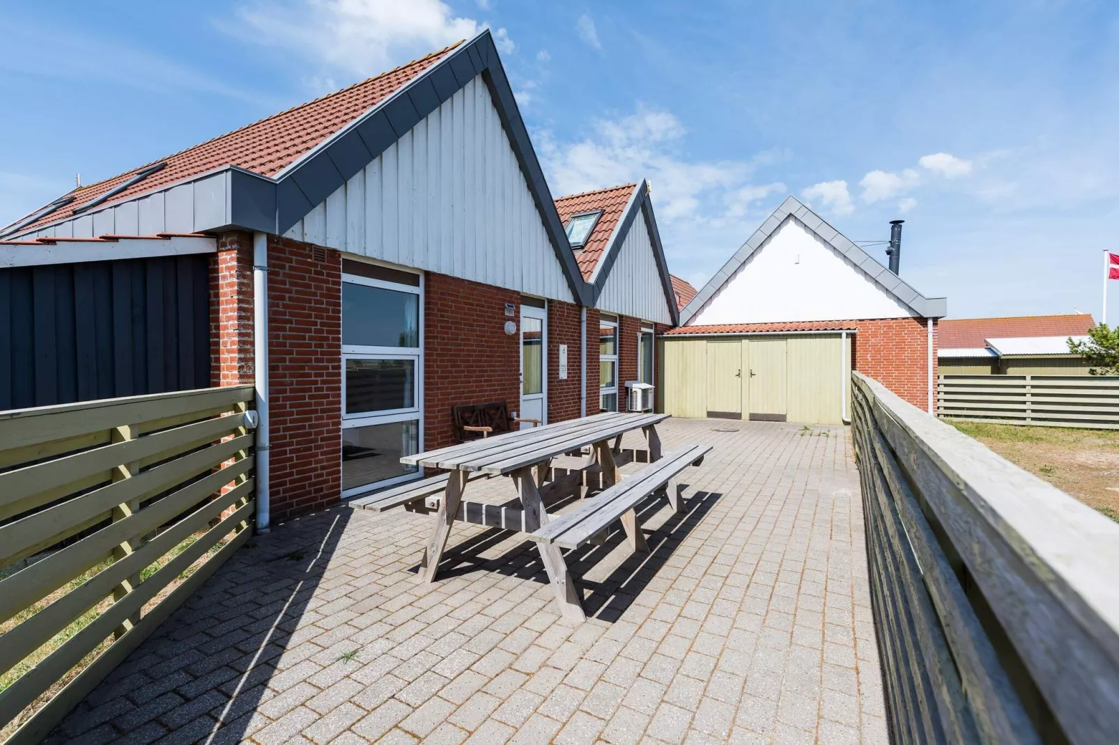 6 persoons vakantie huis op een vakantie park in Hvide Sande