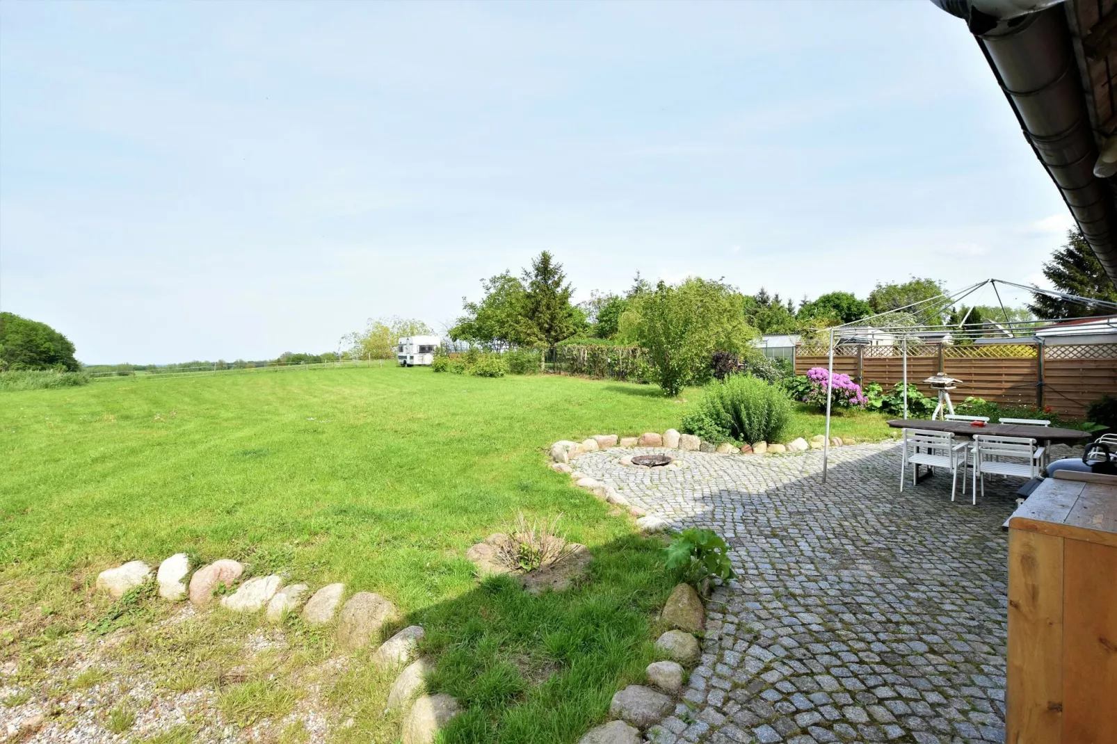 Vrijstaand vakantiehuis aan de Duitse Oostzeekust met tuin-Tuinen zomer