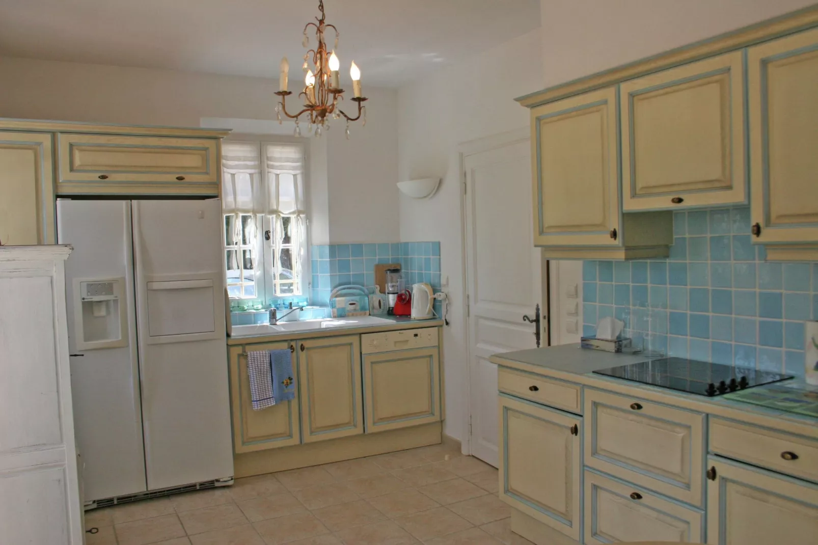 Villa petit Castellane  version 6 pers-Keuken