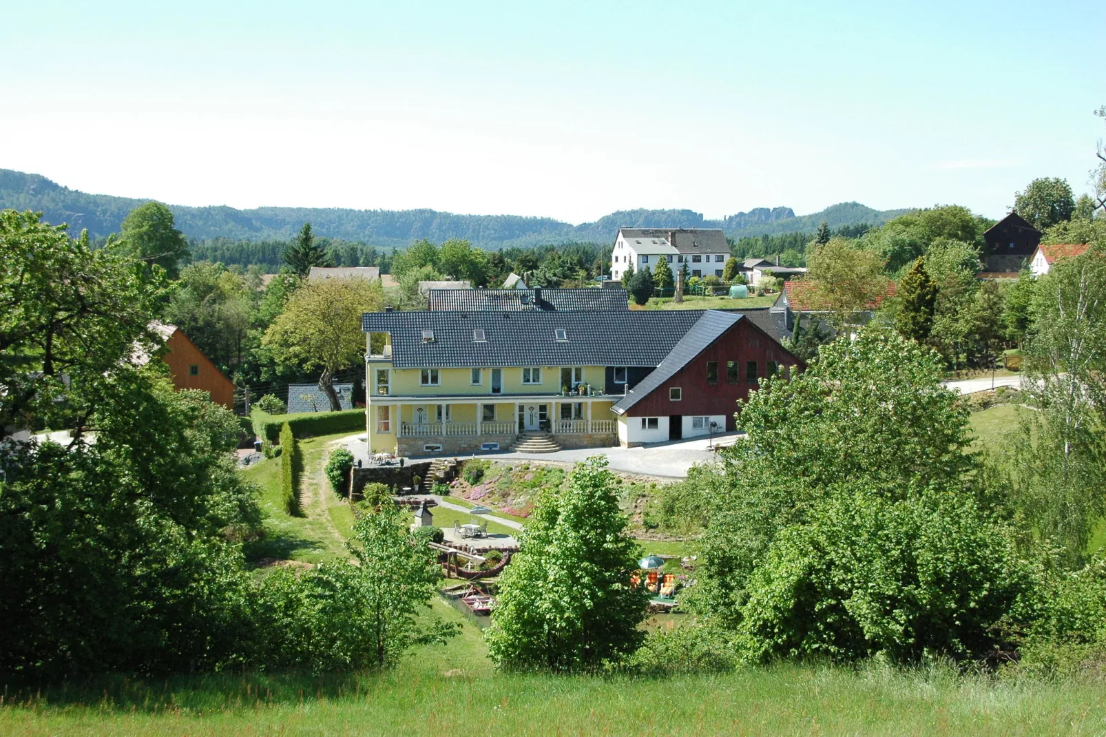 Naturlounge 1-Buitenkant zomer