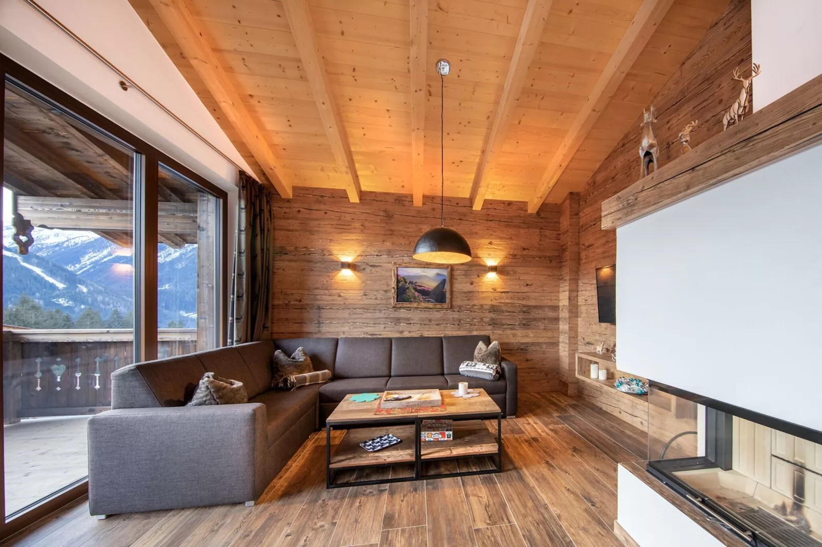 Rossberg Hohe Tauern Chalets 6 Sauna-Woonkamer