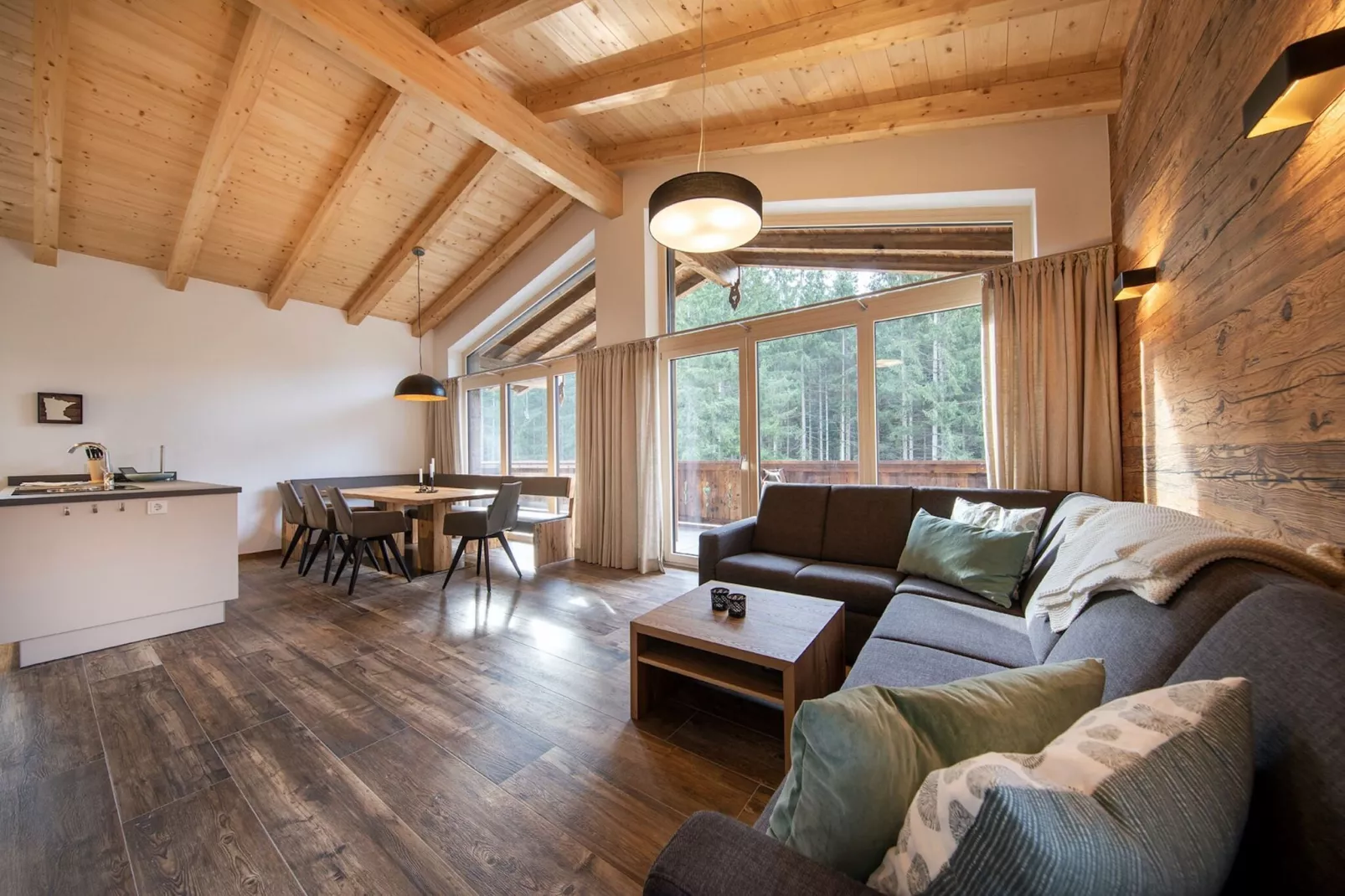 Rossberg Hohe Tauern Chalets -6-Woonkamer