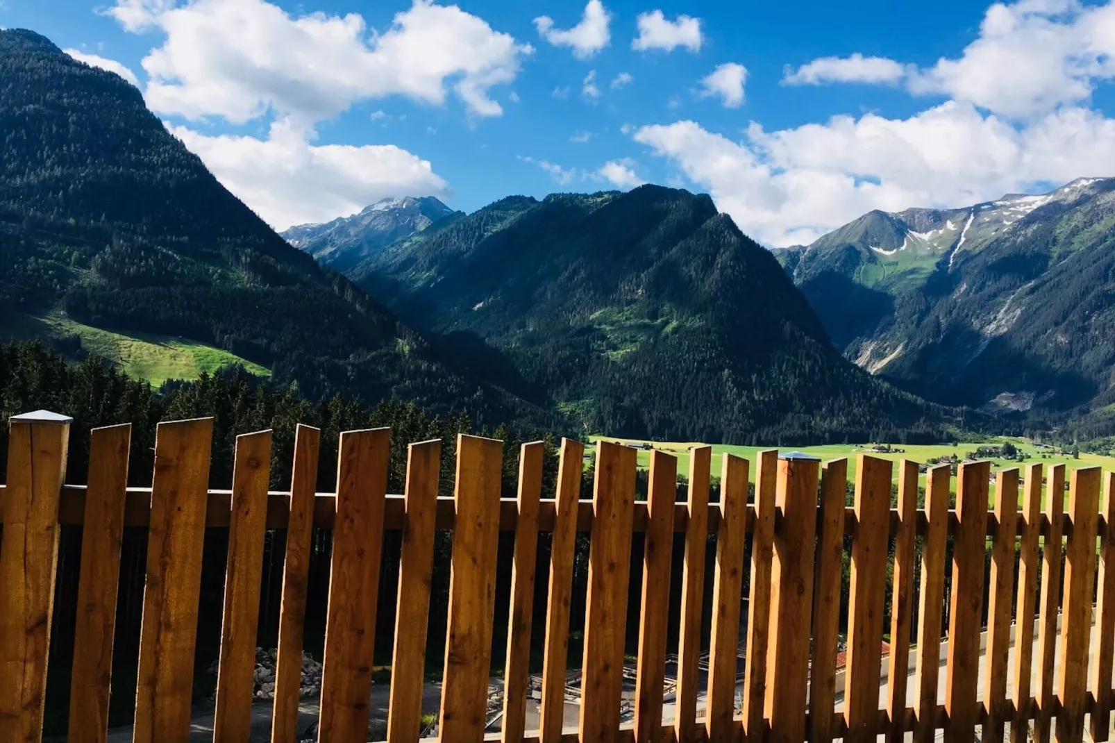 Rossberg Hohe Tauern Chalets 6-Uitzicht zomer