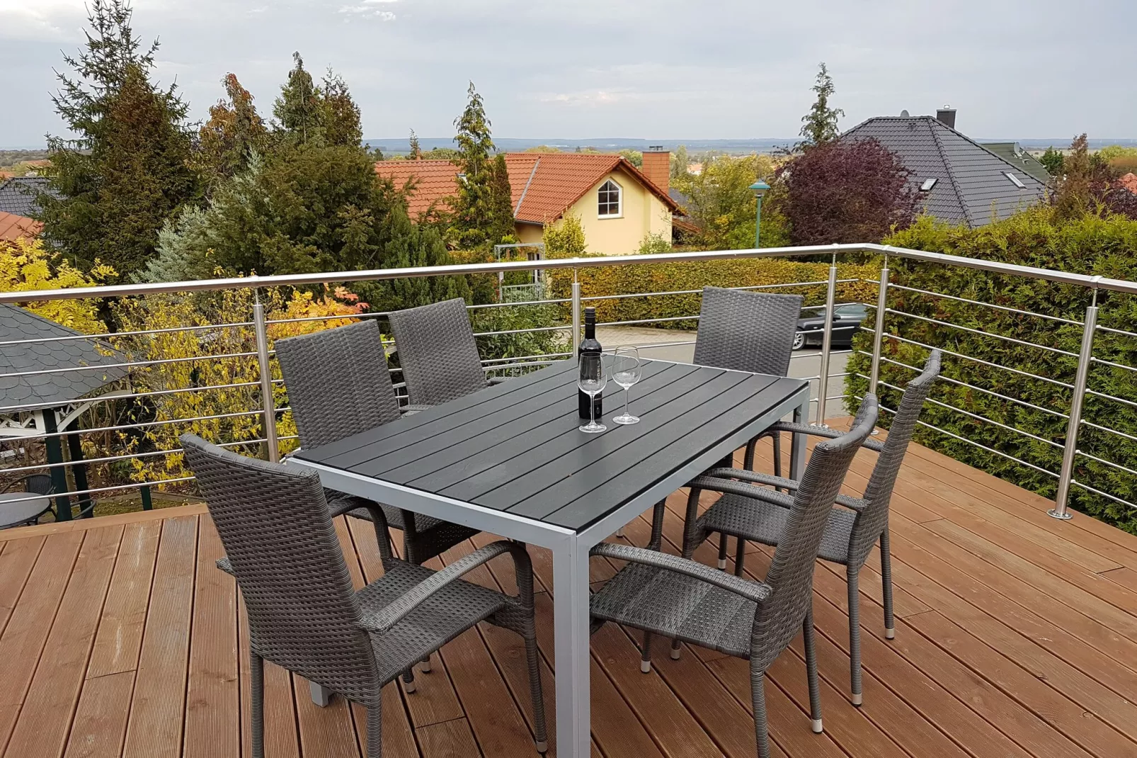 Ruime villa met privé zwembad-Terrasbalkon