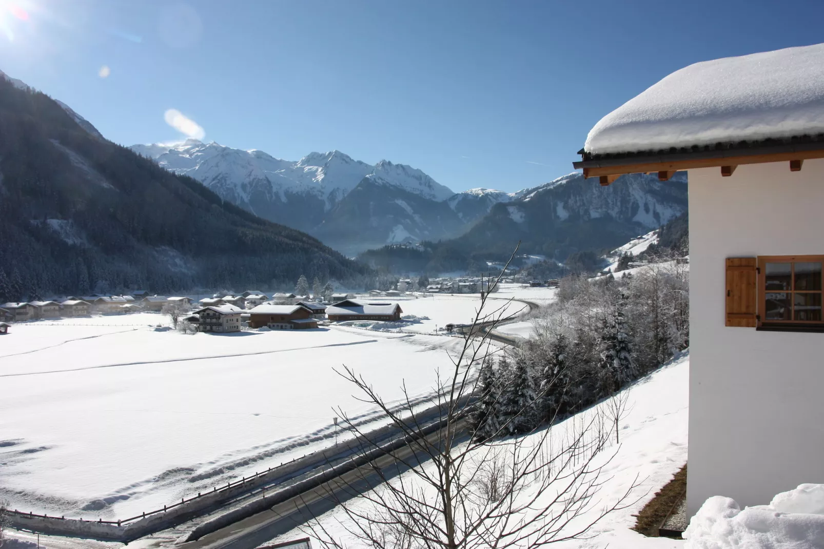 Chalets im Wald-Exterieur winter