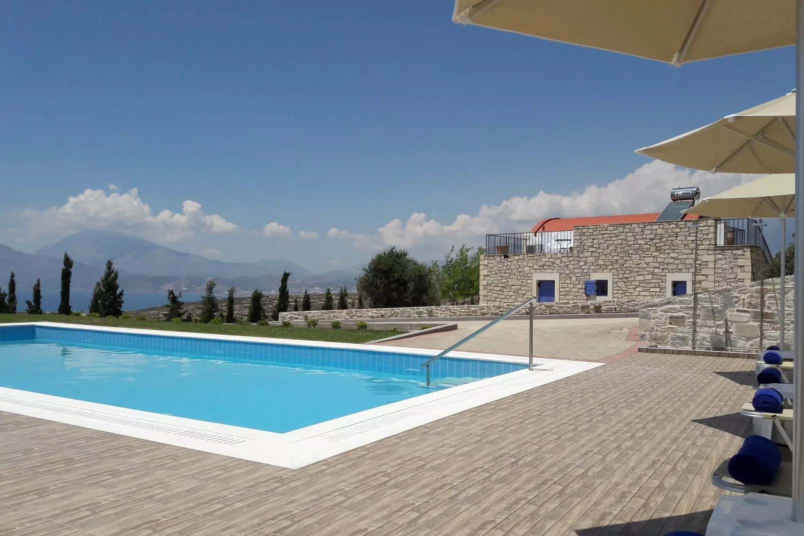 Orelia Cretan Villa I 4 persons-Zwembad