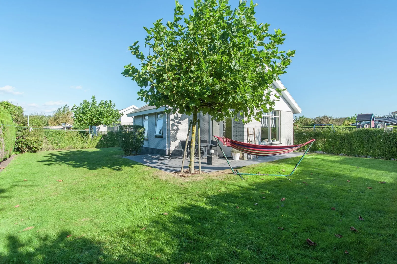 Bungalowpark de Gouden Spar 2-Tuinen zomer