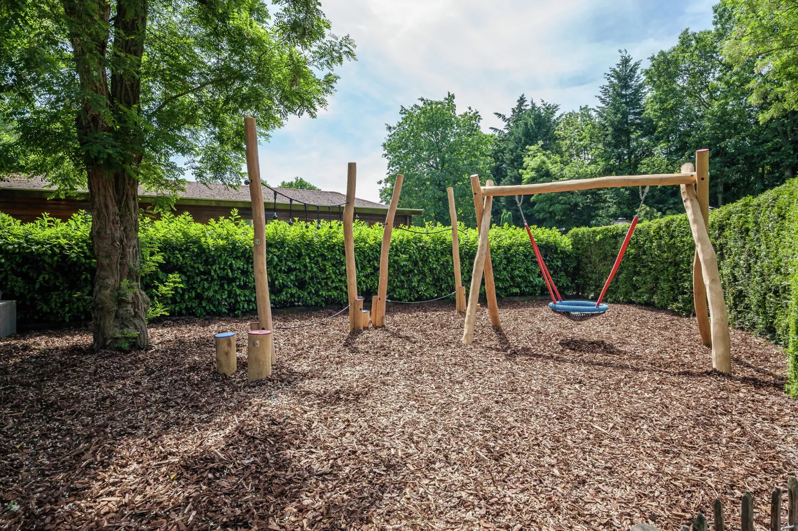 Bungalowpark het Verscholen Dorp 2-Tuinen zomer
