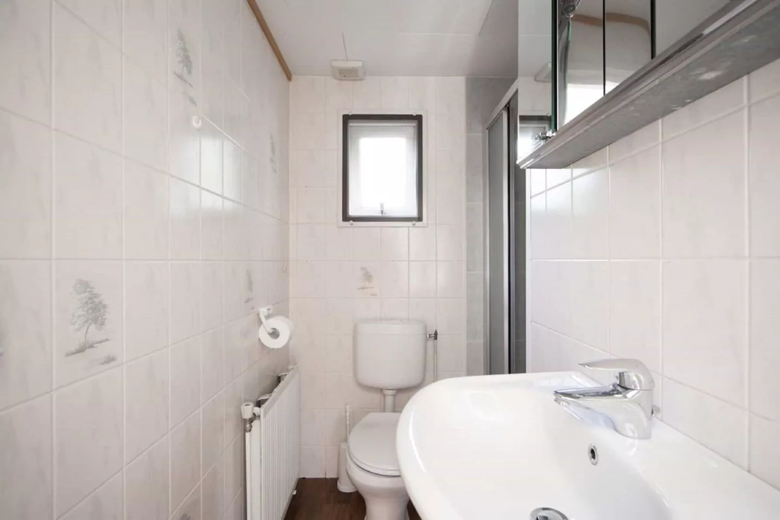 Bungalowpark het Verscholen Dorp 5-Badkamer