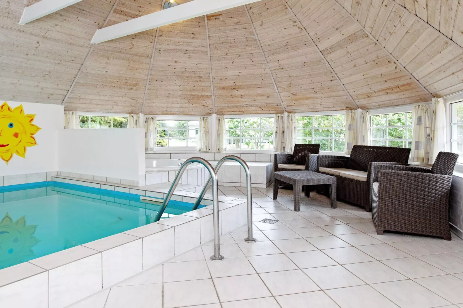 12 persoons vakantie huis in Væggerløse-Zwembad
