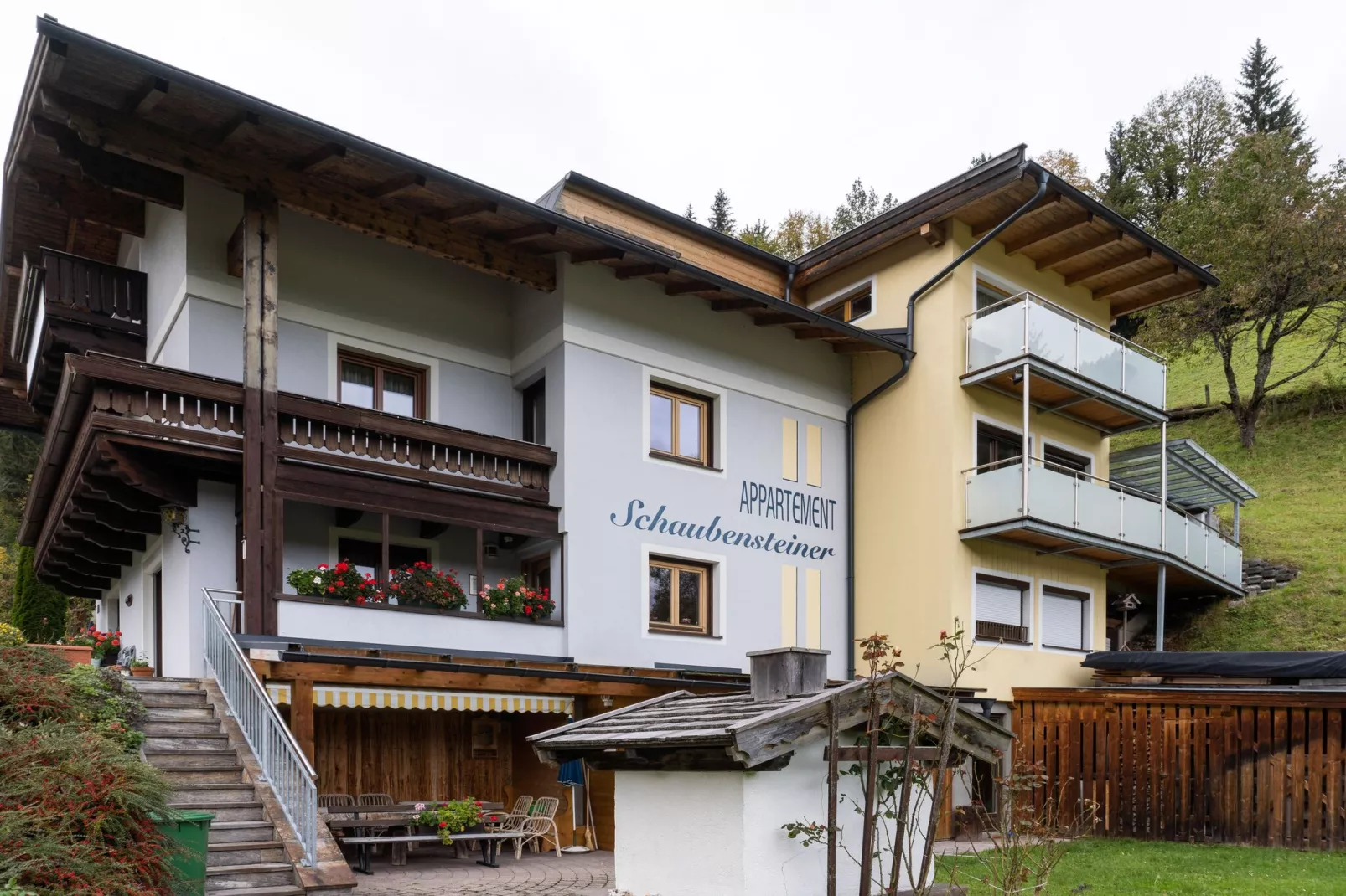 Appartement Steinplatte-Buitenkant zomer
