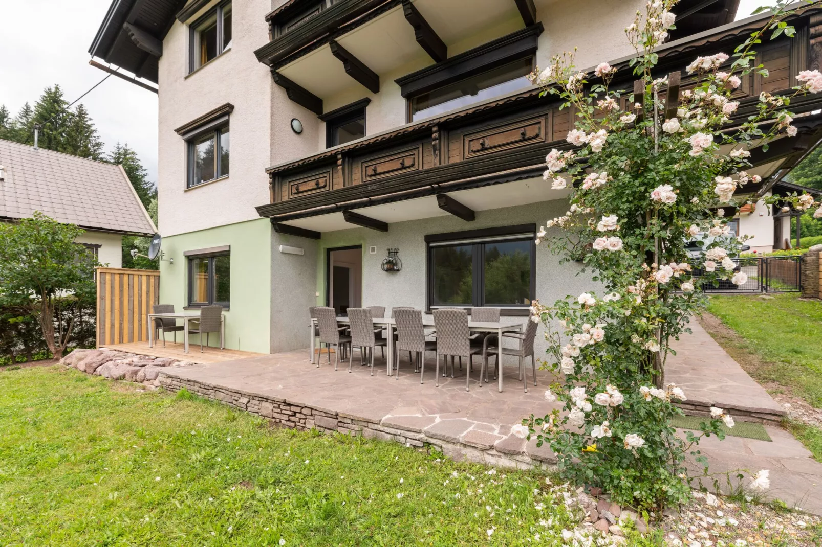 Haus Sonnenstrahl-Buitenkant zomer