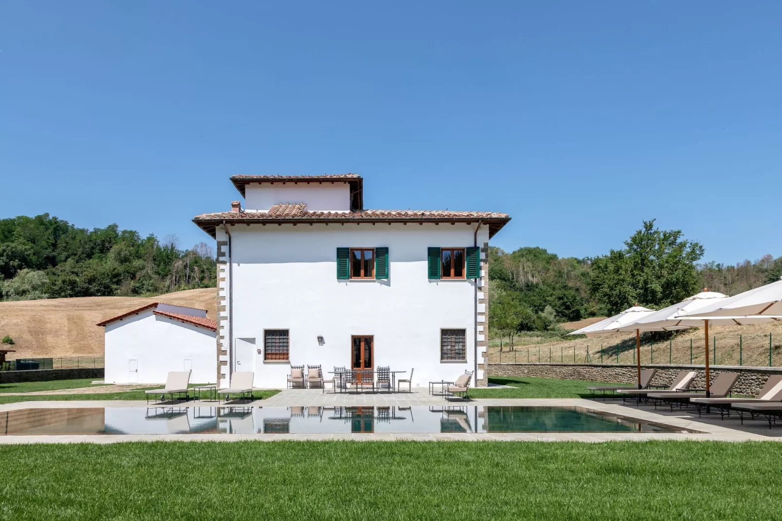 Villa Il Cigno-Buitenkant zomer
